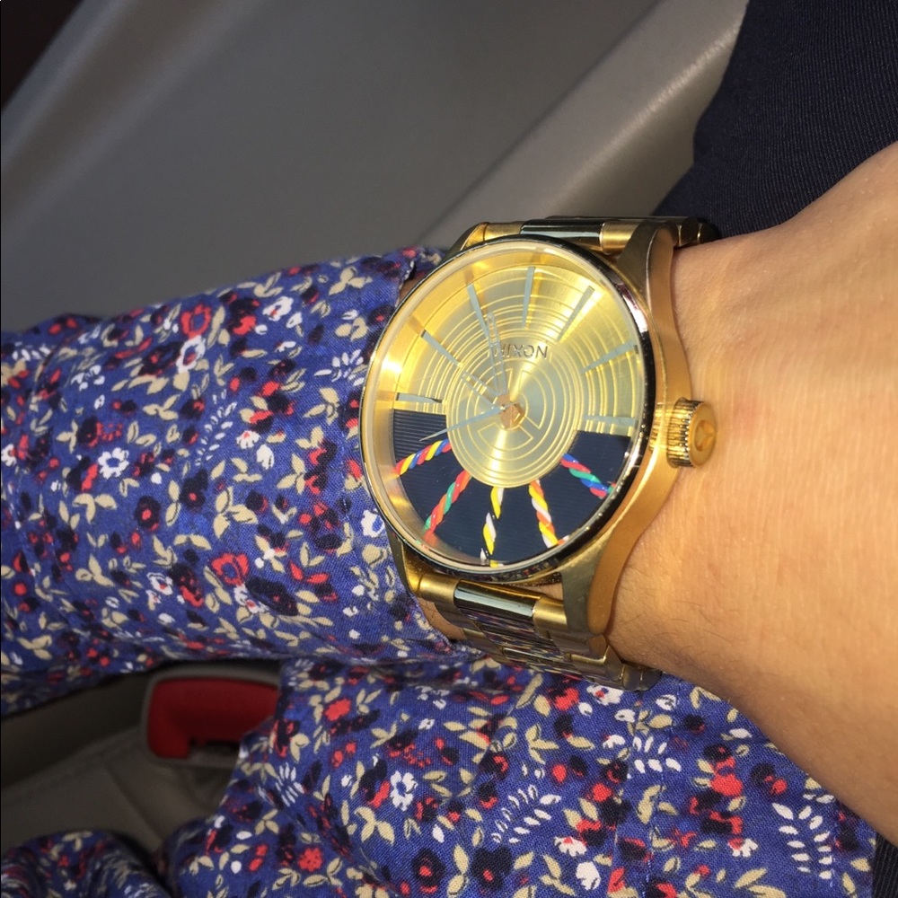 Gold Nixon (Star Wars edition)